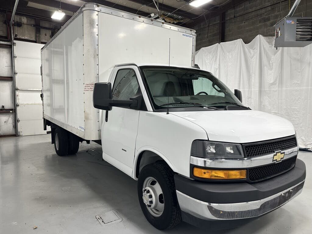 2022 CHEVROLET Express