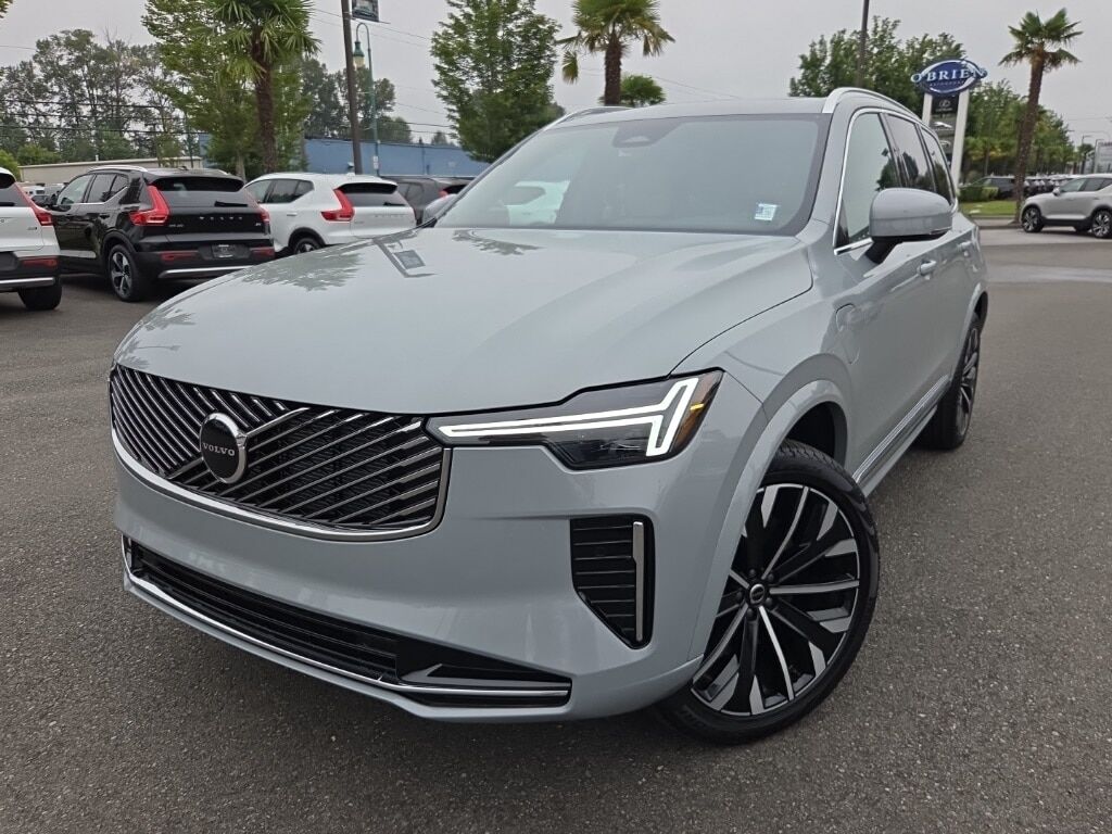 2025 VOLVO XC90