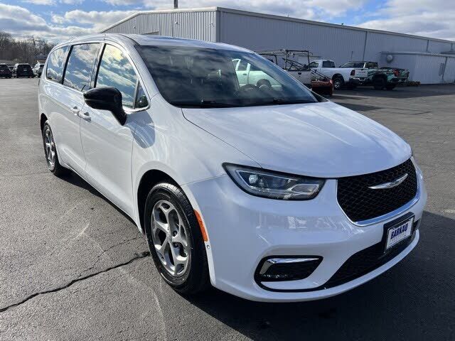 2024 CHRYSLER Pacifica