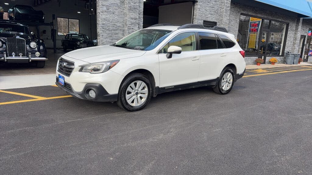 2018 SUBARU Outback