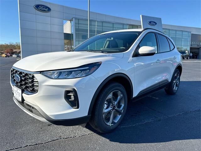 2026 FORD Escape