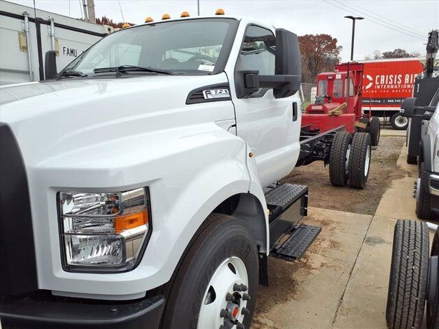 2026 FORD F-650
