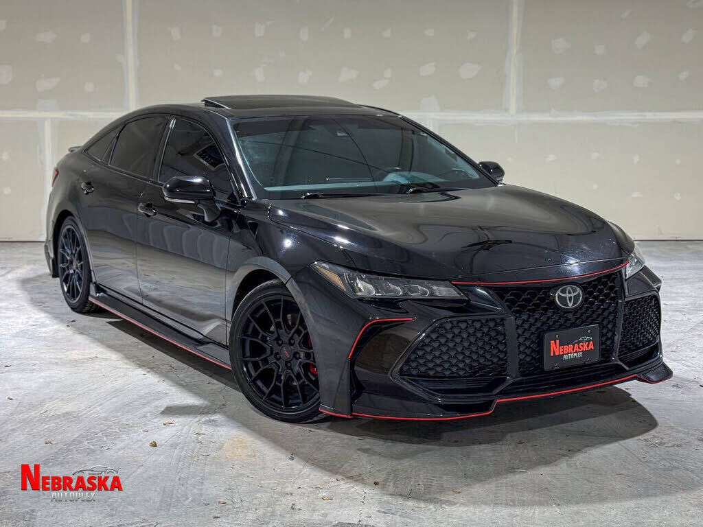 2020 TOYOTA Avalon