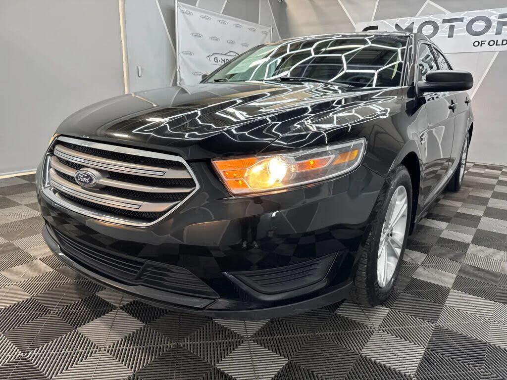 Ford Taurus
