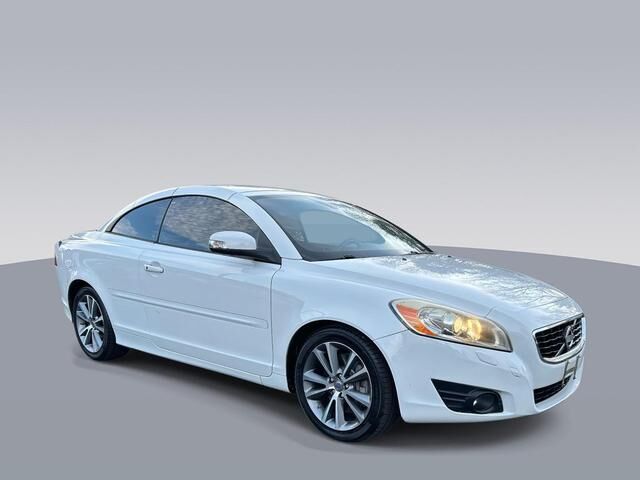 2012 VOLVO C70 / C30
