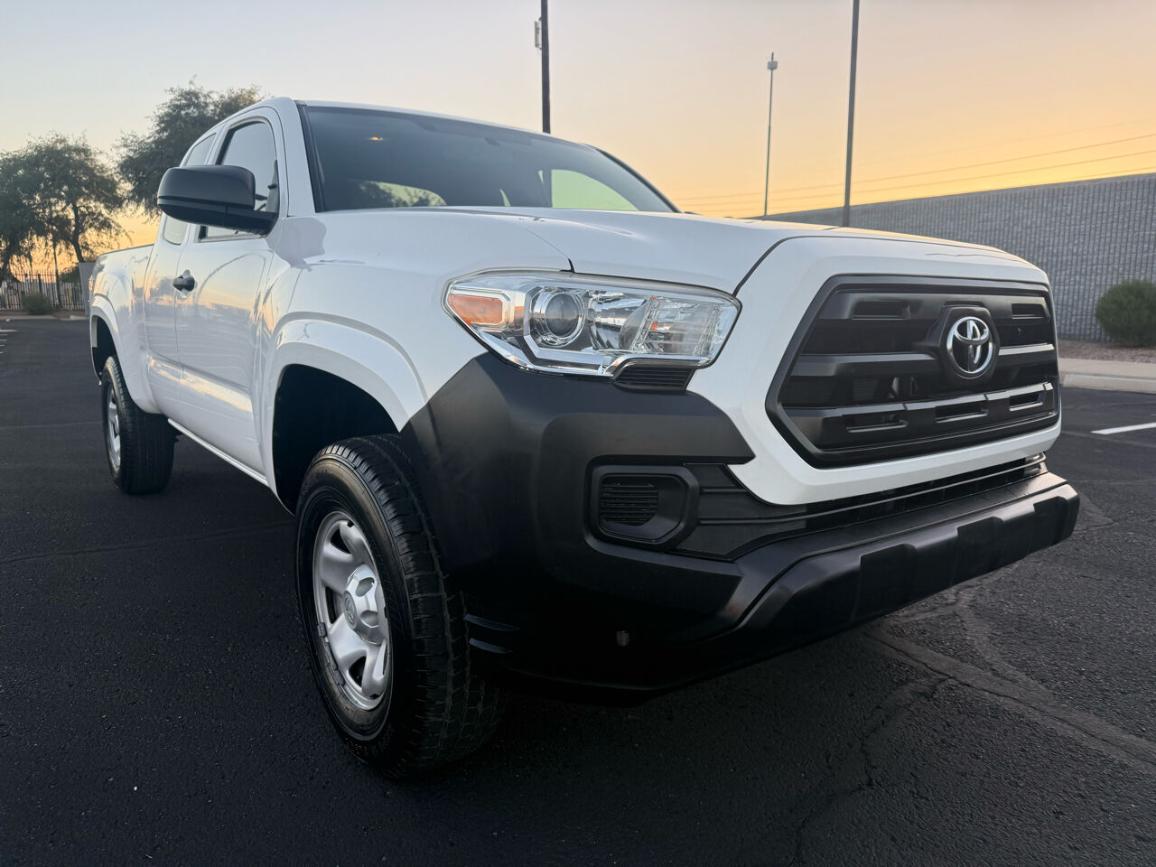 2016 TOYOTA Tacoma