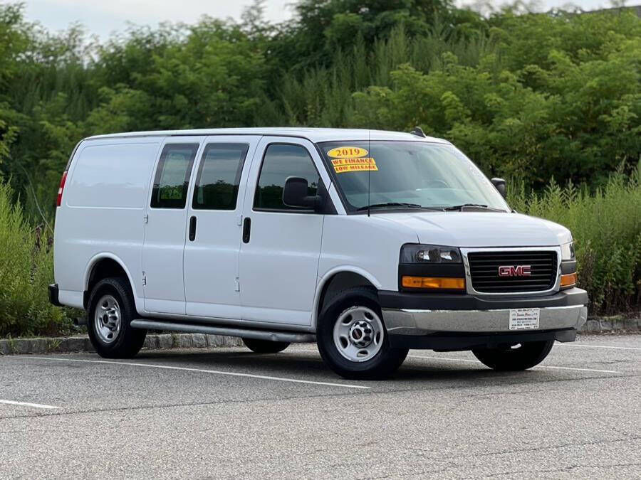 2019 GMC Savana