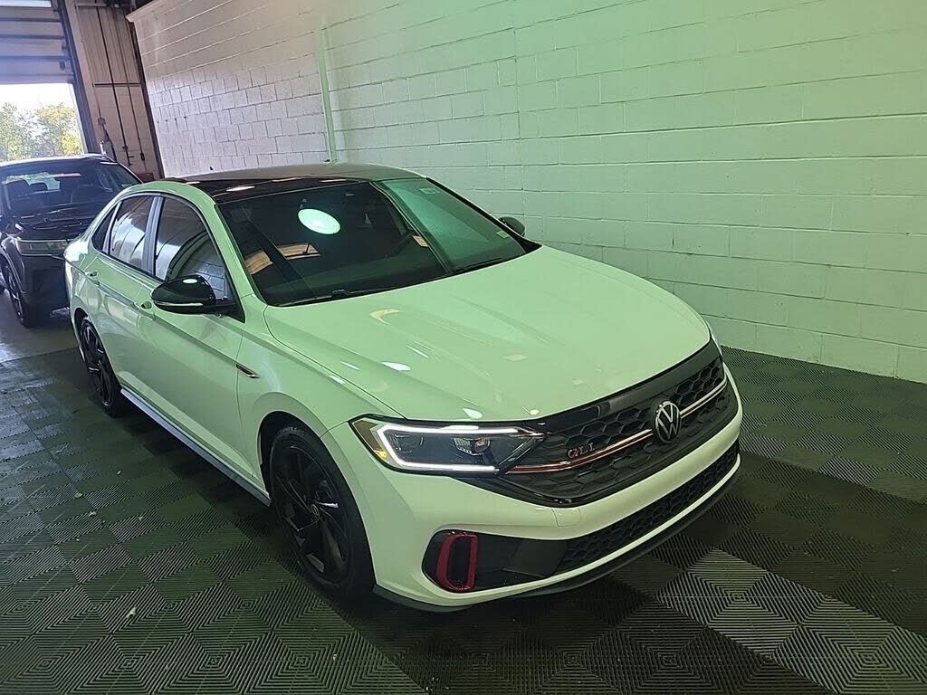 2024 VOLKSWAGEN Jetta GLI