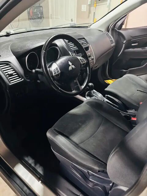Mitsubishi RVR