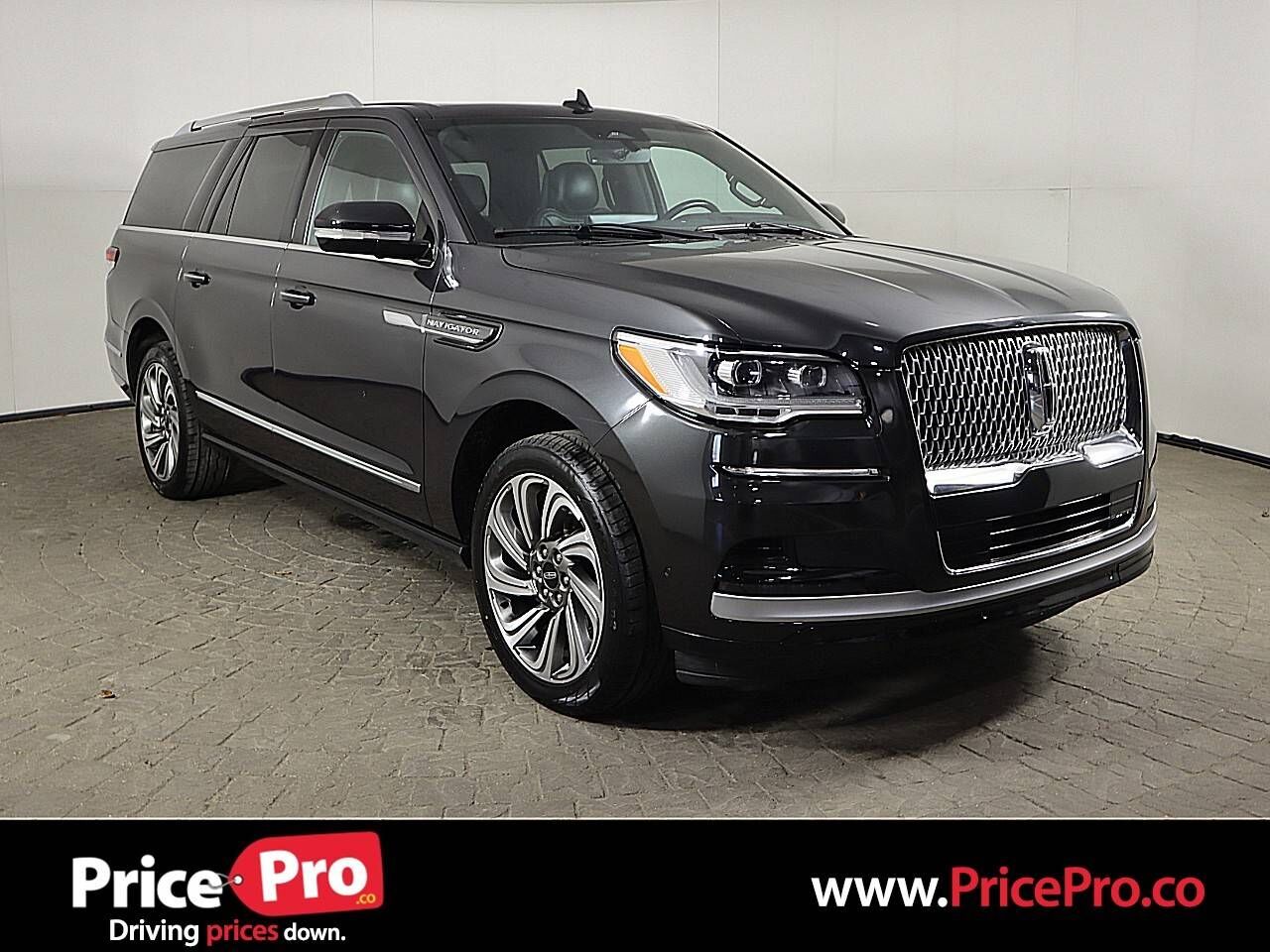 2023 LINCOLN Navigator L