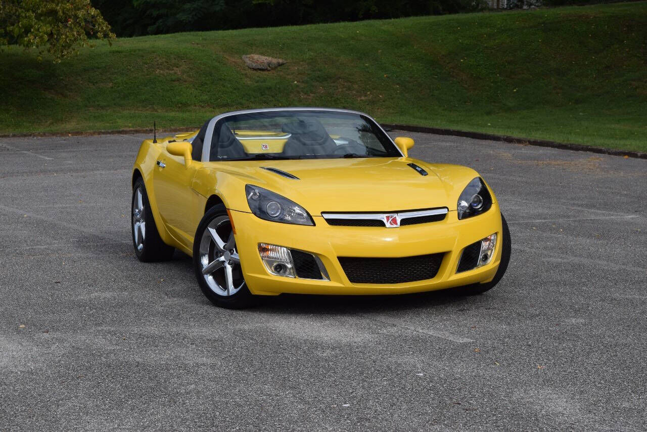 2008 SATURN Sky