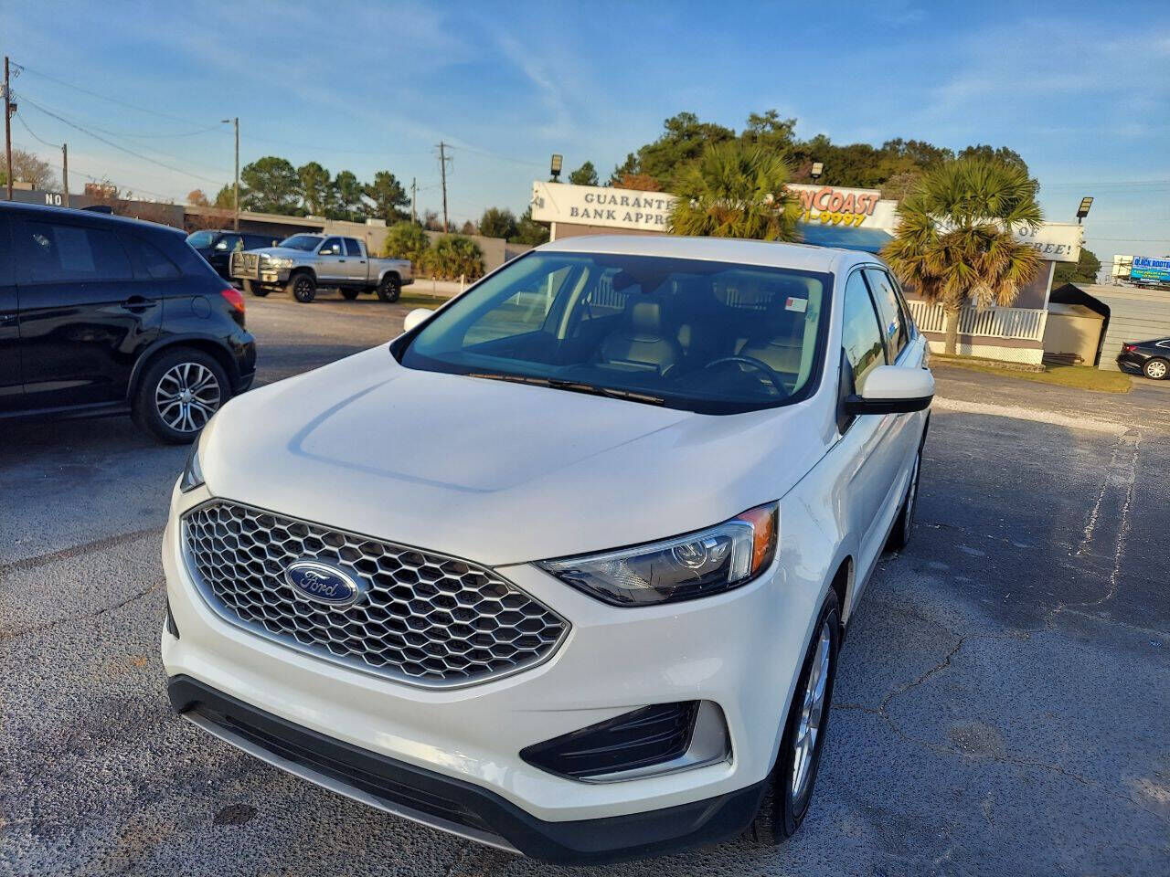 2023 FORD Edge