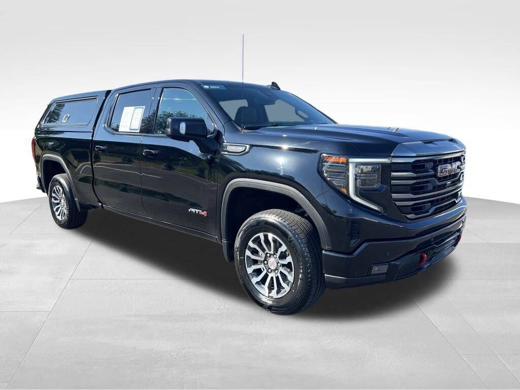 2023 GMC Sierra