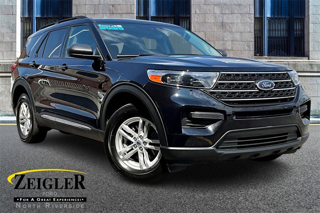 2023 FORD Explorer