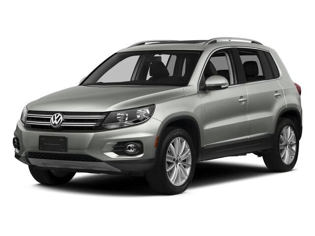 2016 VOLKSWAGEN Tiguan