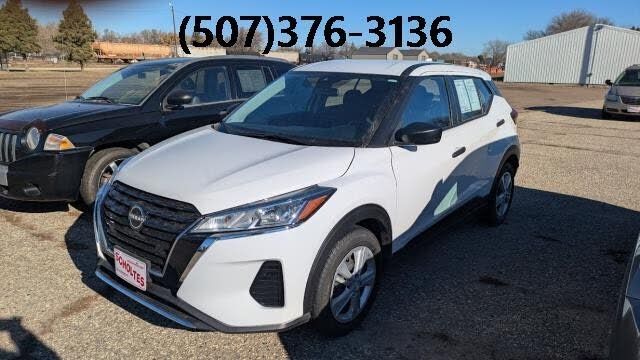 2023 NISSAN Kicks