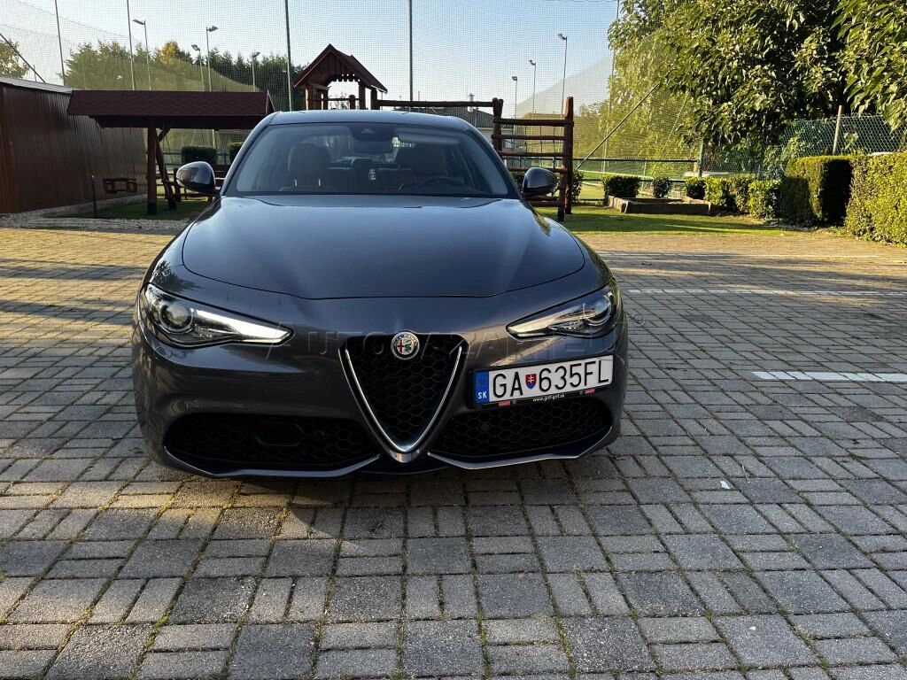 Alfa Romeo Giulia (952)