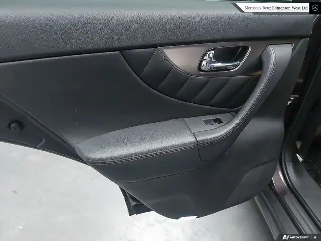 Infiniti FX35