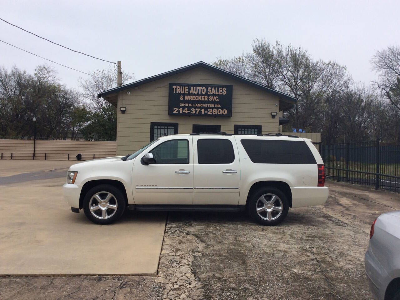 2013 CHEVROLET Suburban