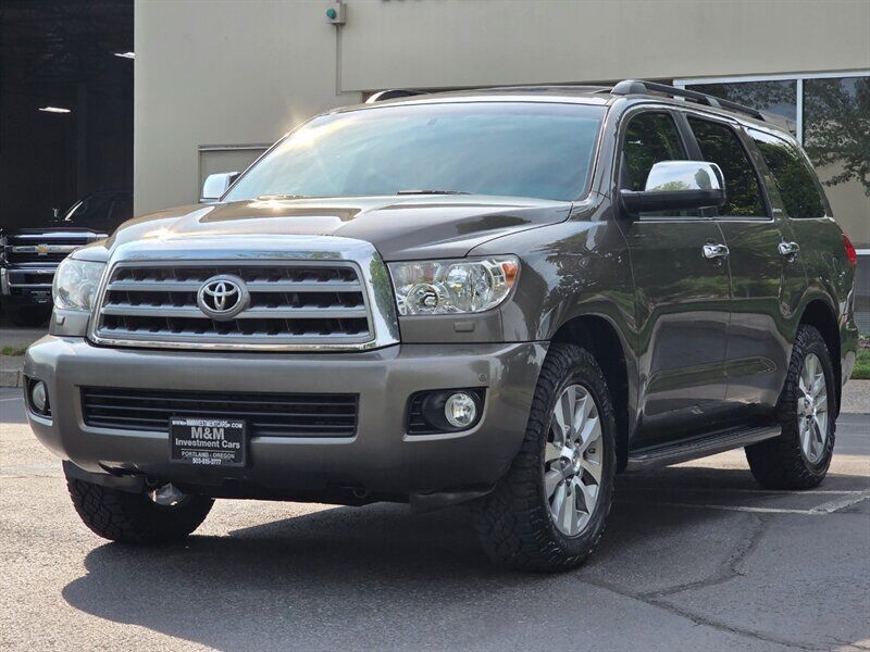 2011 TOYOTA Sequoia