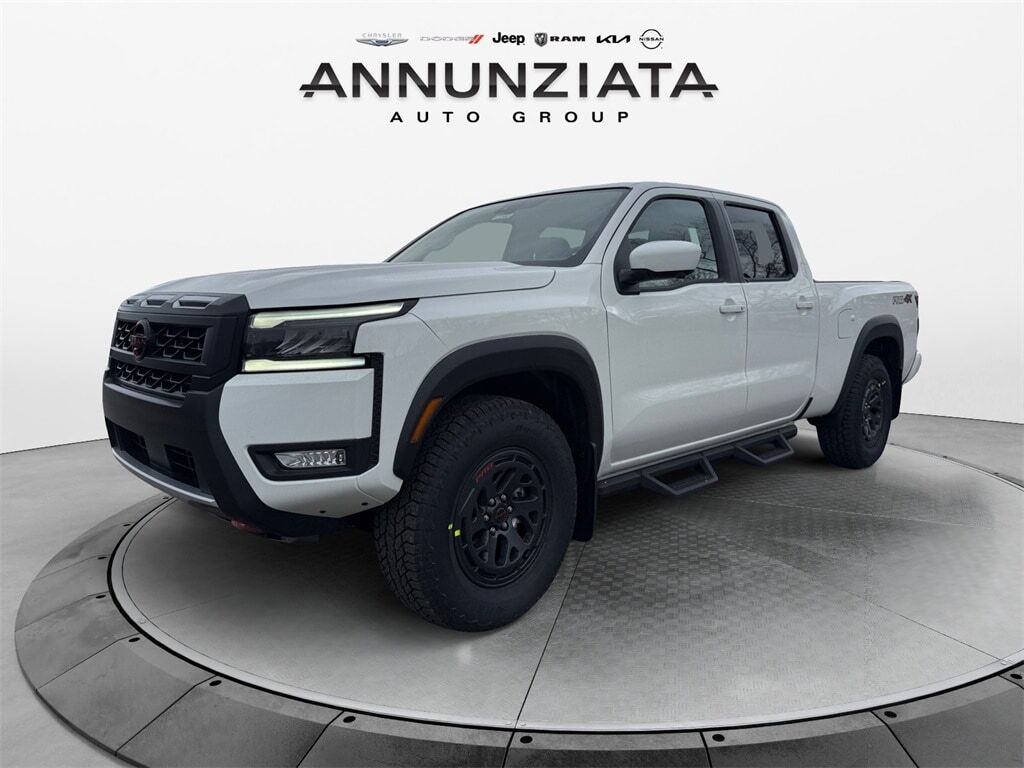 2026 NISSAN Frontier