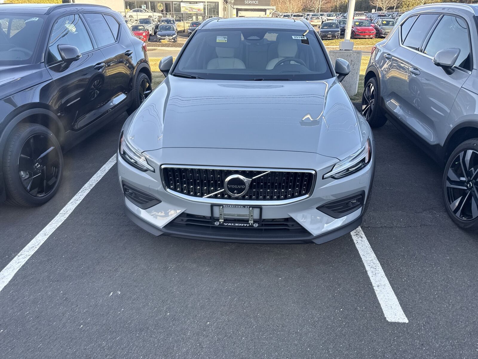 2026 VOLVO V60CC