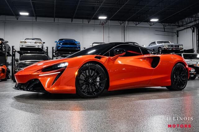 2023 MCLAREN ARTURA