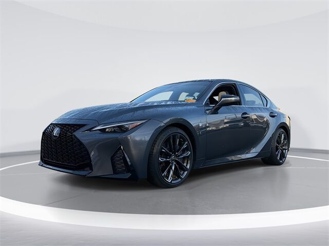 2021 LEXUS IS