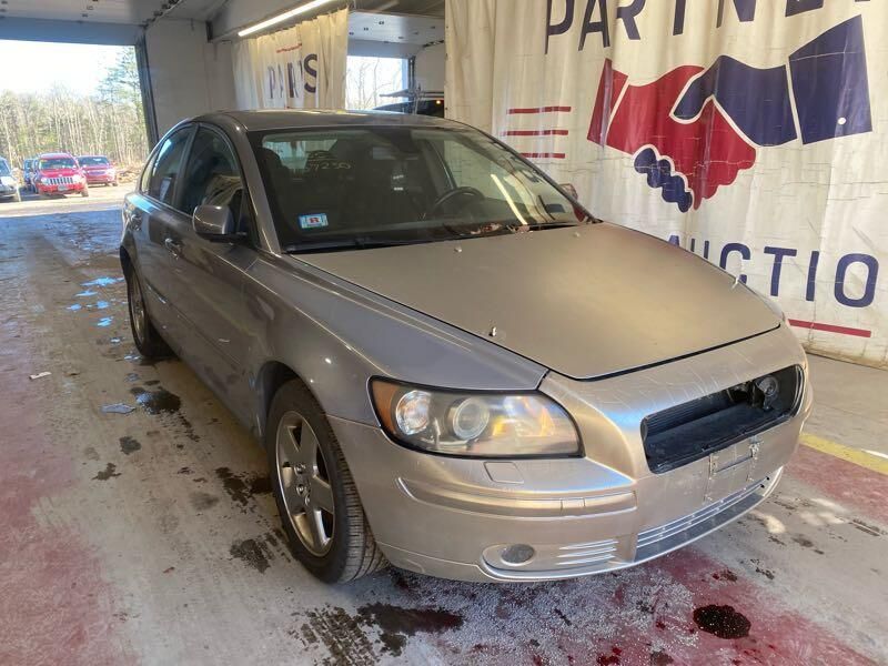 Volvo S40
