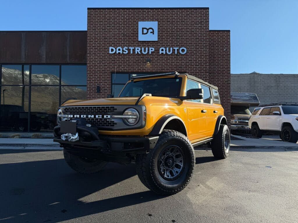 2021 FORD Bronco