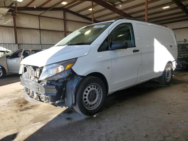 Mercedes-Benz METRIS