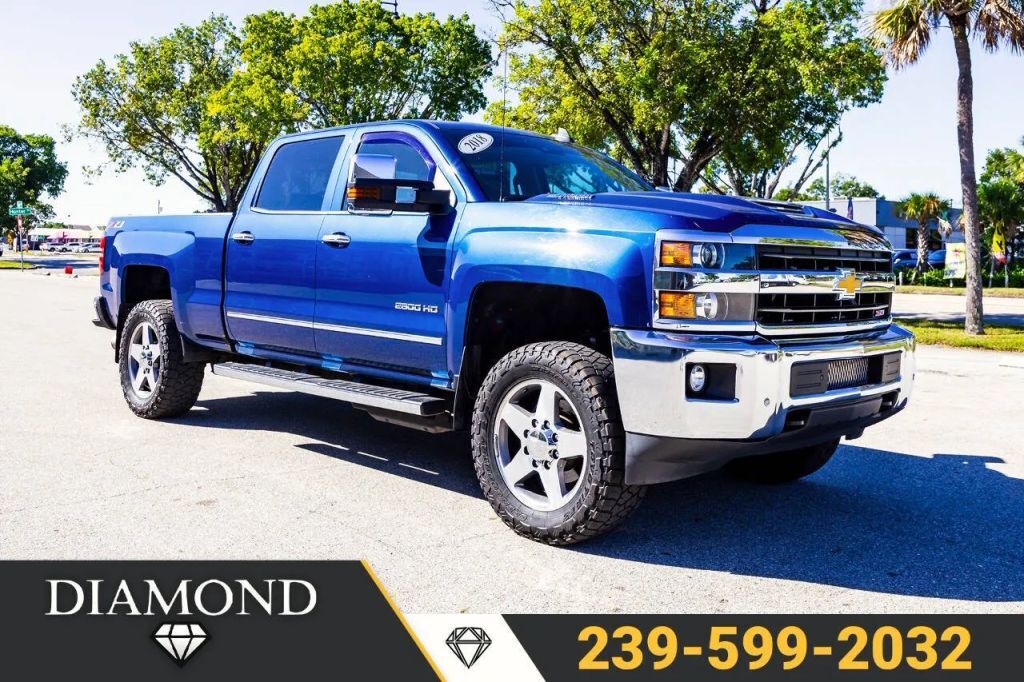 2018 CHEVROLET Silverado