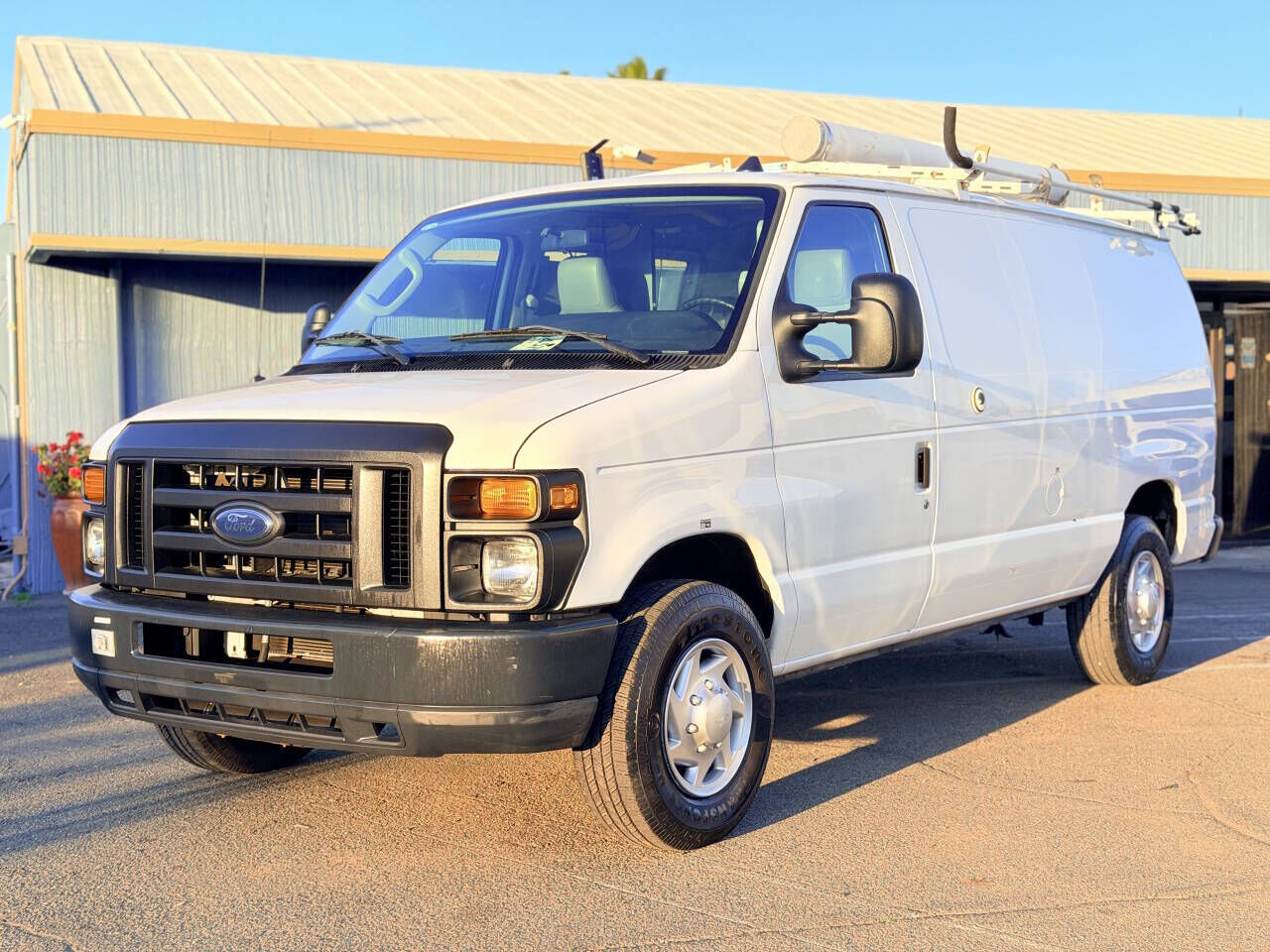 Ford E-250