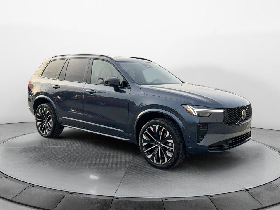 2026 VOLVO XC90