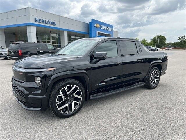 2024 CHEVROLET Silverado EV