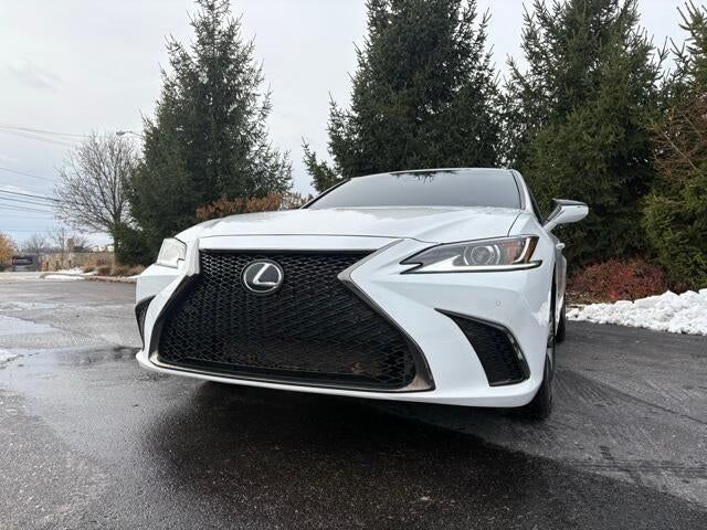 2021 LEXUS ES