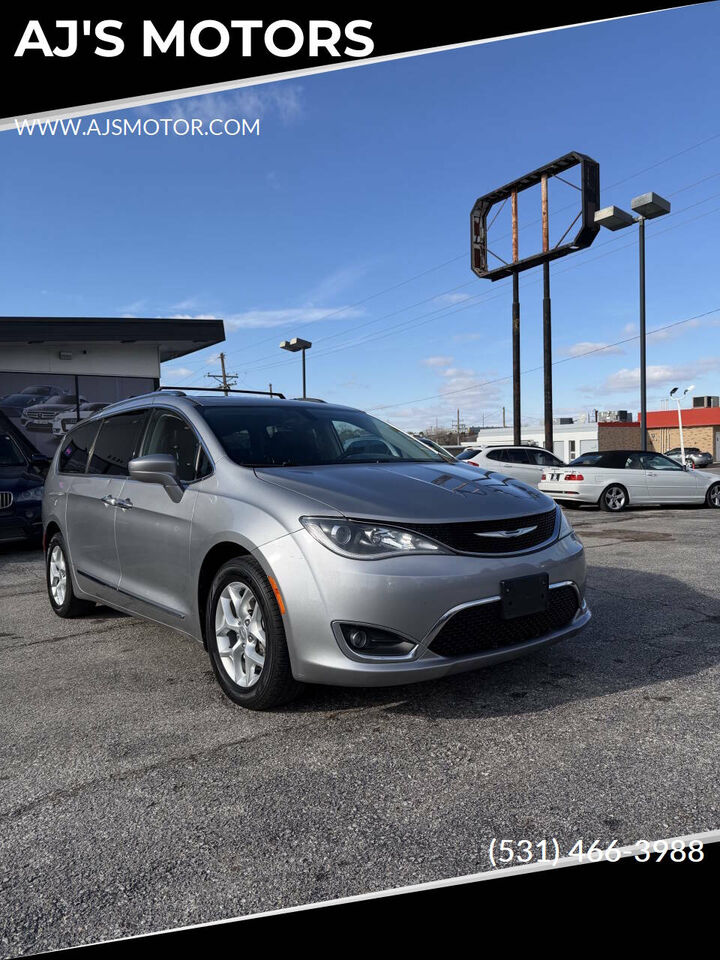 2017 CHRYSLER Pacifica