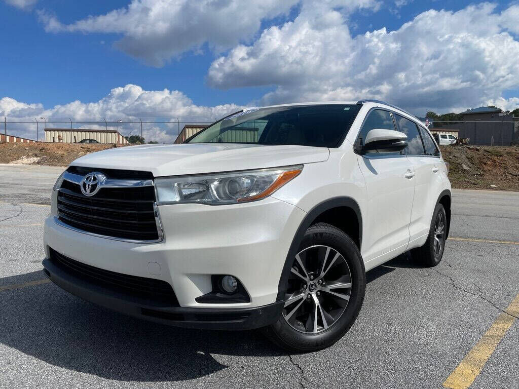 2016 TOYOTA Highlander
