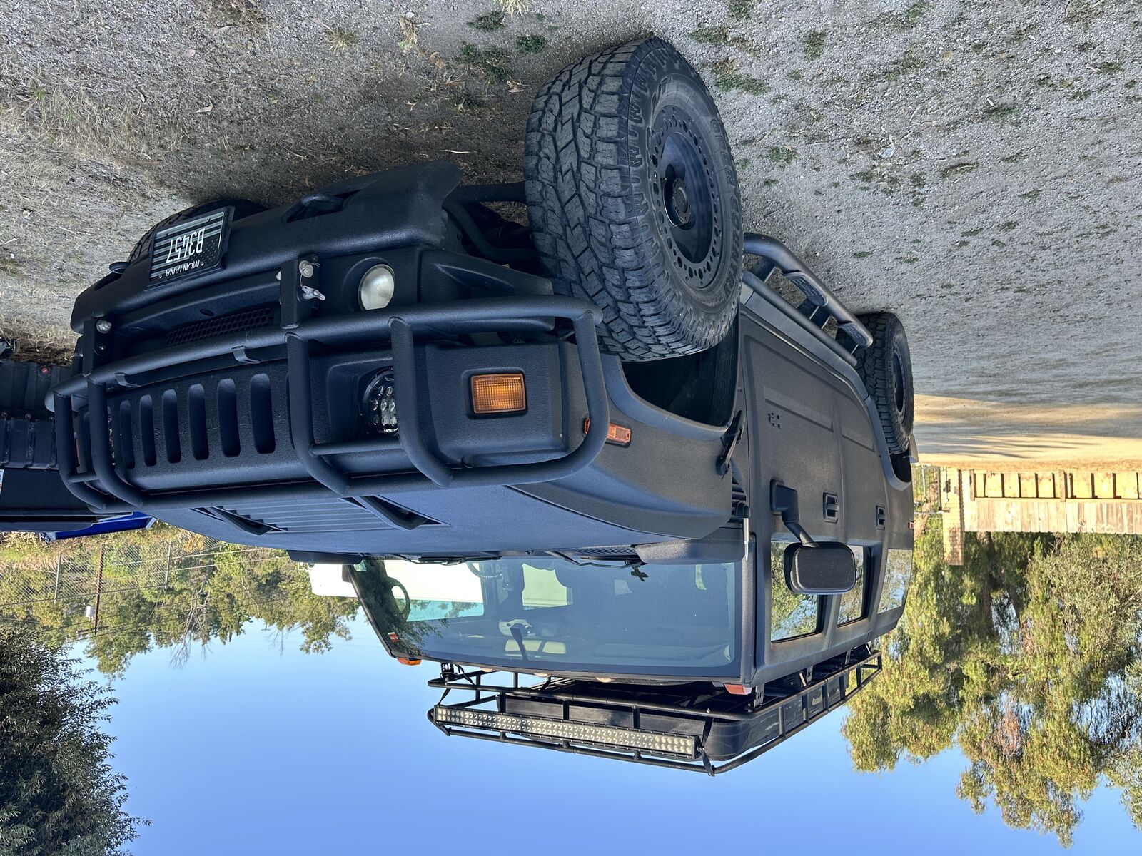 HUMMER H2