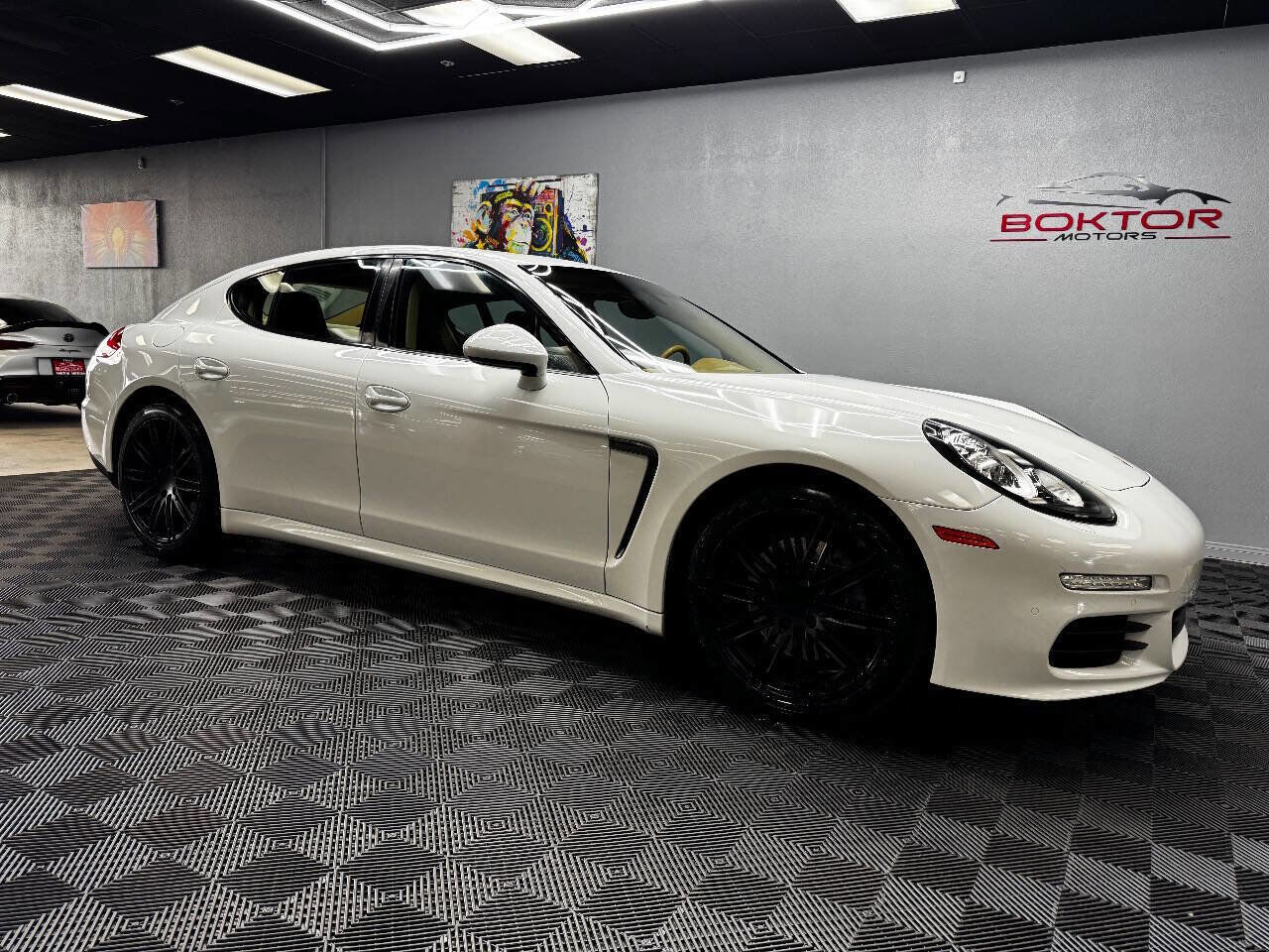 2015 PORSCHE Panamera