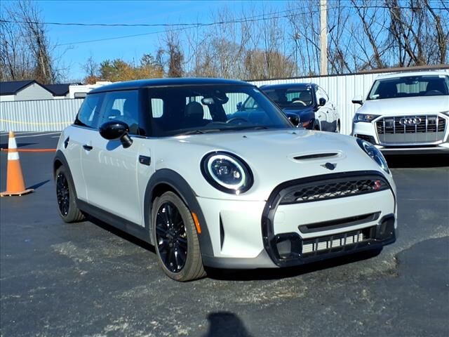 2023 MINI Hardtop