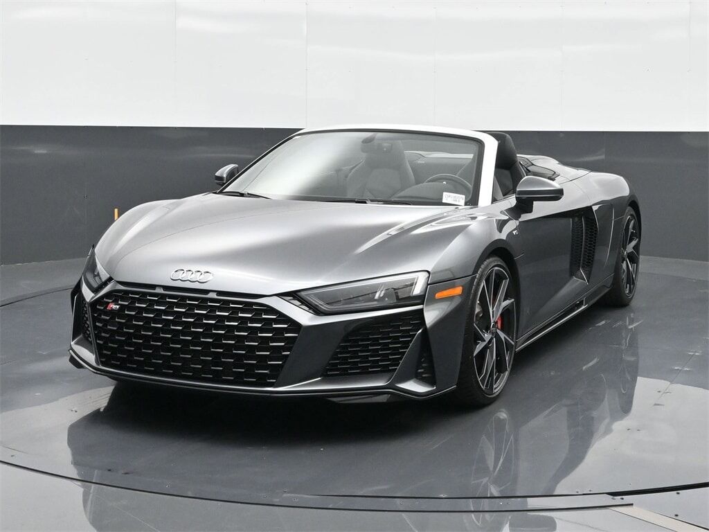 2023 AUDI R8