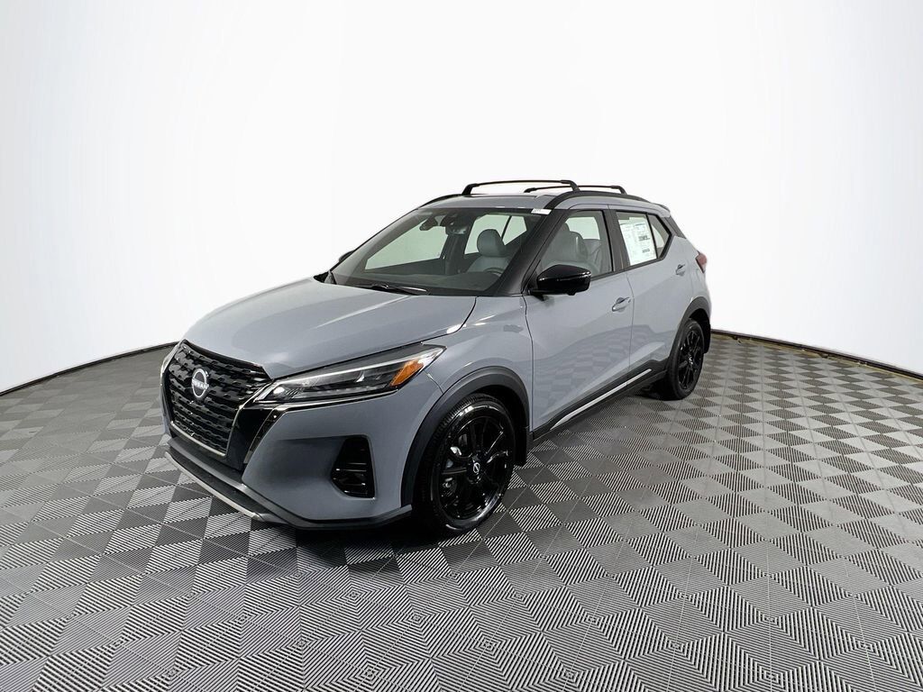 2024 NISSAN Kicks