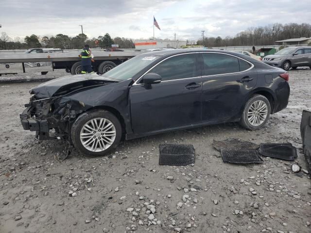 2016 LEXUS ES