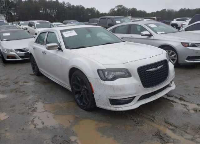2020 CHRYSLER 300