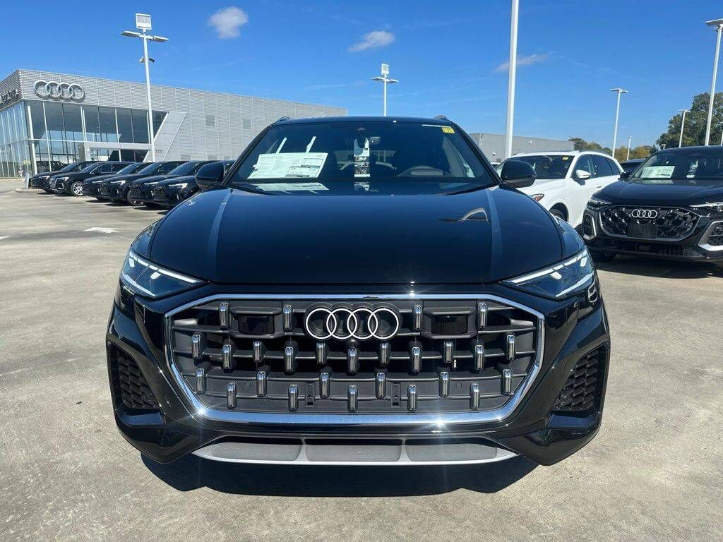 2026 Audi Q8