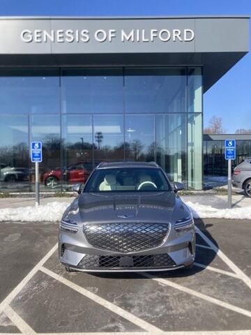 2025 GENESIS GV70