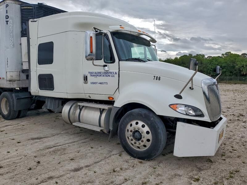 2012 INTERNATIONAL LF687