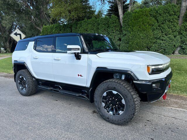 2025 GMC Hummer EV SUV