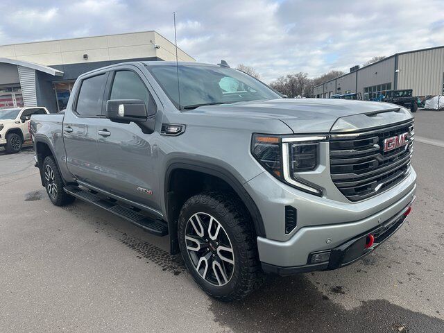2024 GMC Sierra